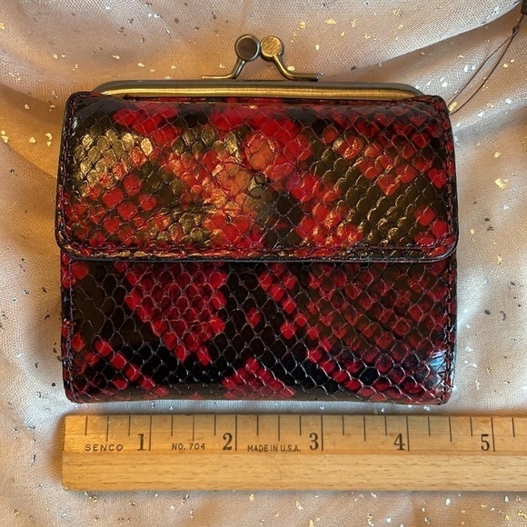 Brand New Patricia Nash Italian Python Genuine Leather Berry Red Astor Wallet - Picture 8 of 16